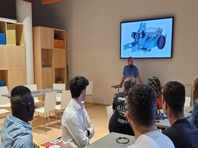 InterAGIAmo: in ascolto dei giovani artigiani